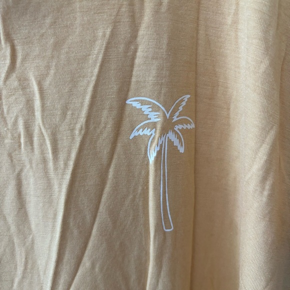 NWoT Nordstrom T-Shirt - Picture 3 of 5